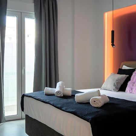 شقة Essel Noir - A Hidden Gem With A Magnificent Acropolis View أثينا المظهر الخارجي الصورة